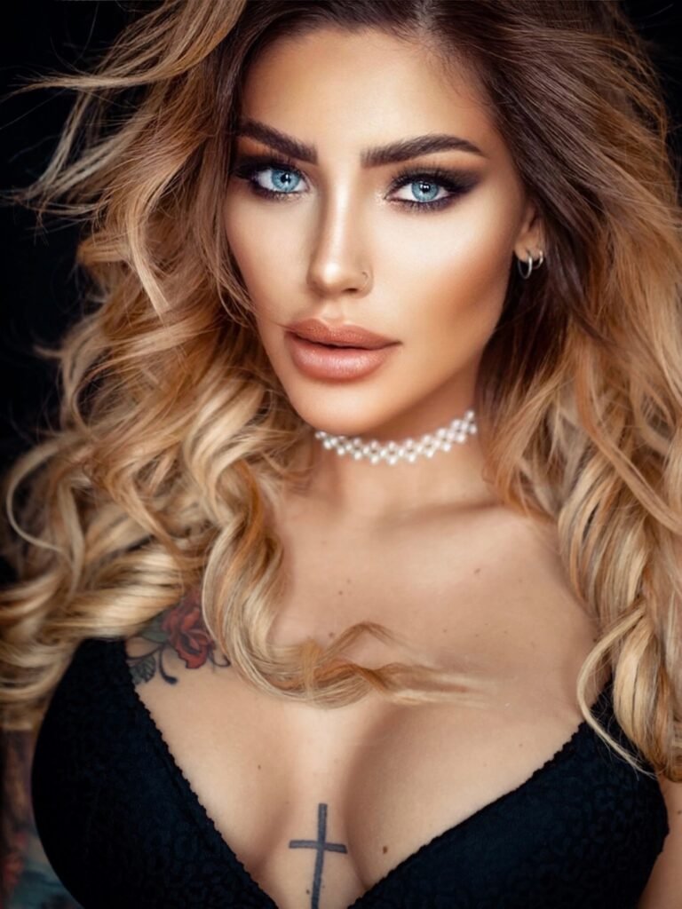 Nikole jolie